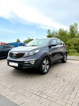 Kia Sportage 2.0 CRDI AWD Spirit |TÜV 04/2... - Kia Sportage aus 2011: Awd