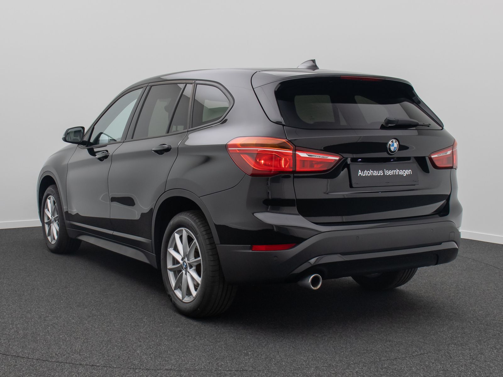 Fahrzeugabbildung BMW X1 sD18i Panorama Kamera DAB Navi Komfort Leder