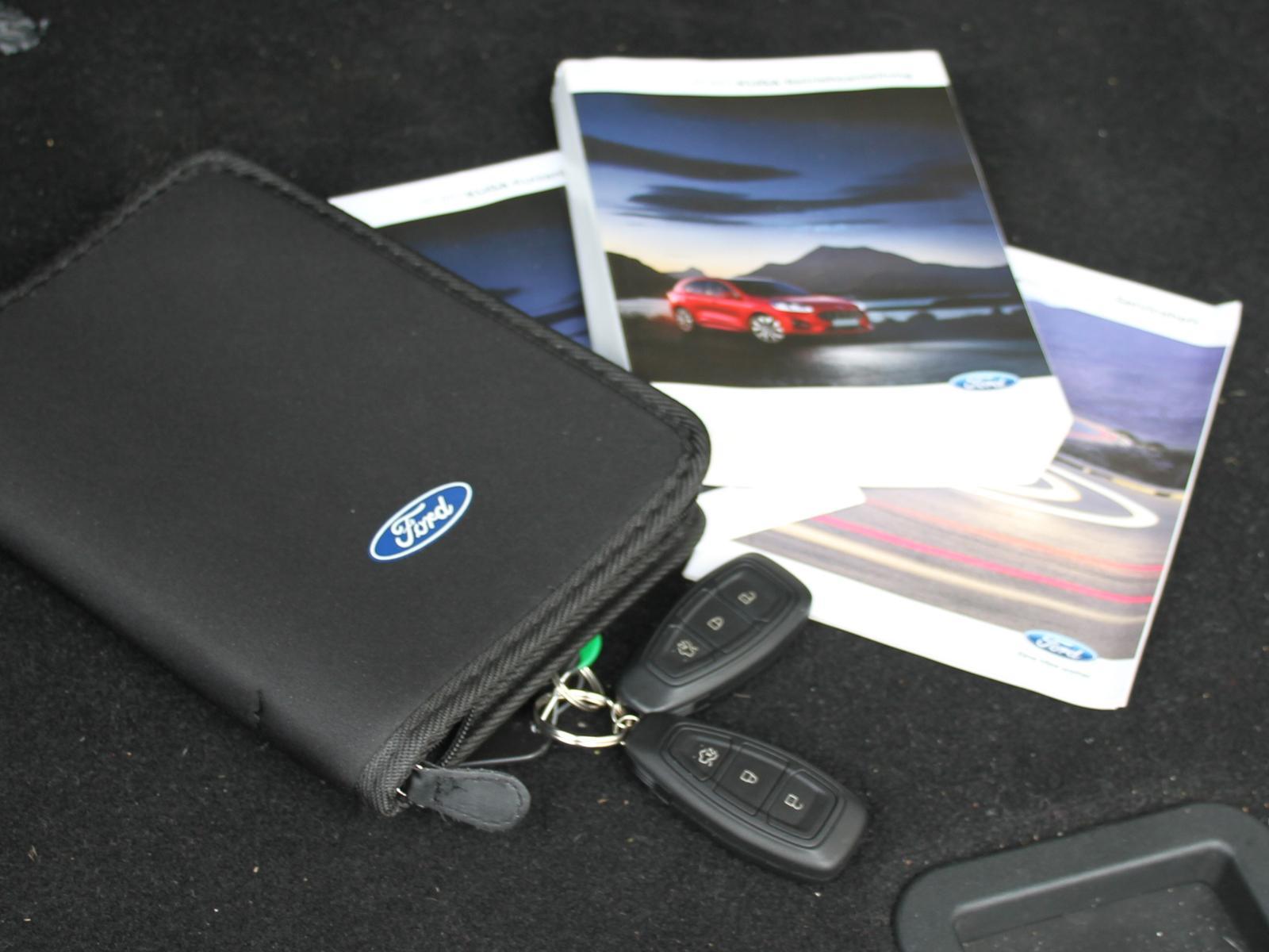 Ford Kuga 2.0 EB Titanium Allrad Autom. Winter AHK, миниатюра 16