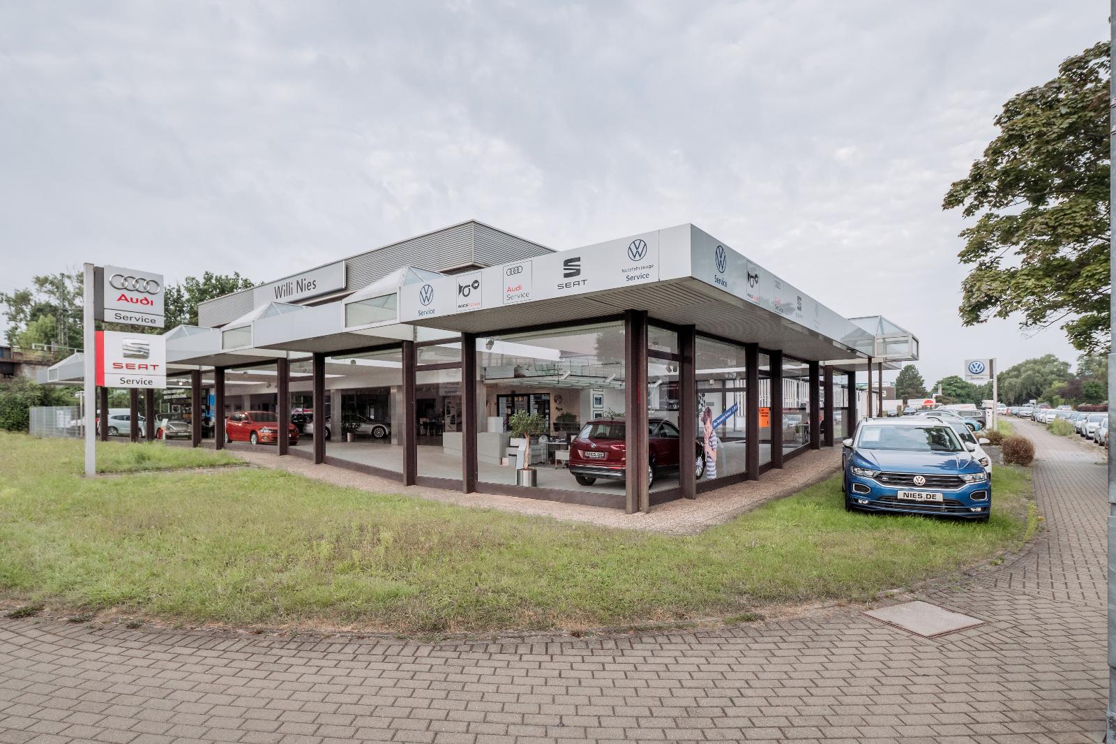 showroom-image-main