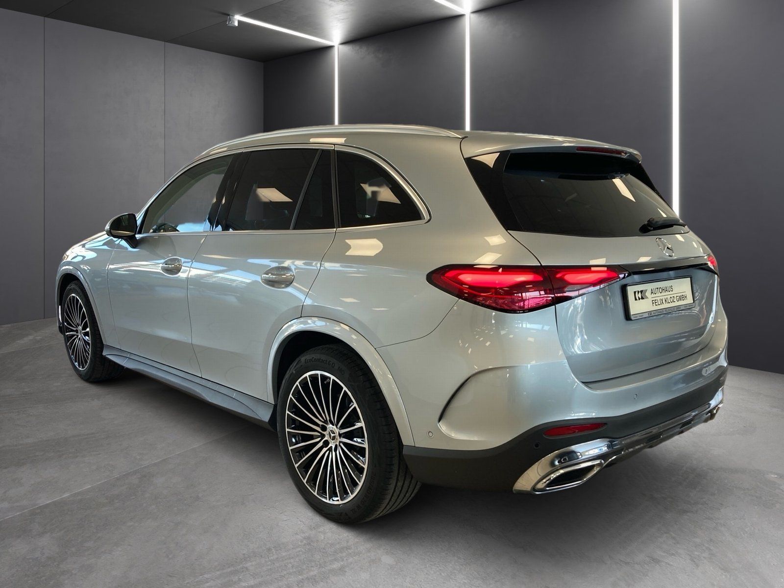 Fahrzeugabbildung Mercedes-Benz GLC 300 4M AMG Plus*Pano*HUD*AHK*Distro*360°*20"