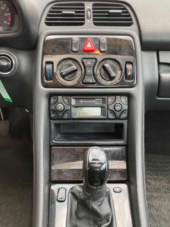 Mercedes-Benz CLK 230