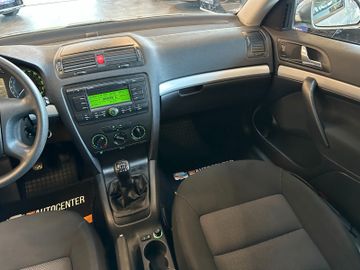 Skoda Octavia *TÜV0328*SCHECKHEFT*TEMPO*AHK*KLIMA*PDC