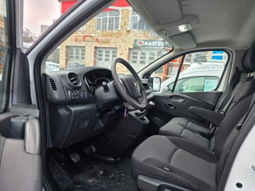 Renault Trafic - 11