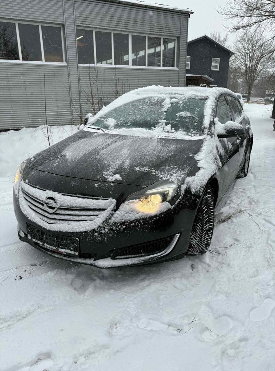 Opel Insignia 2,0CDTi 120ps Sports Tourer