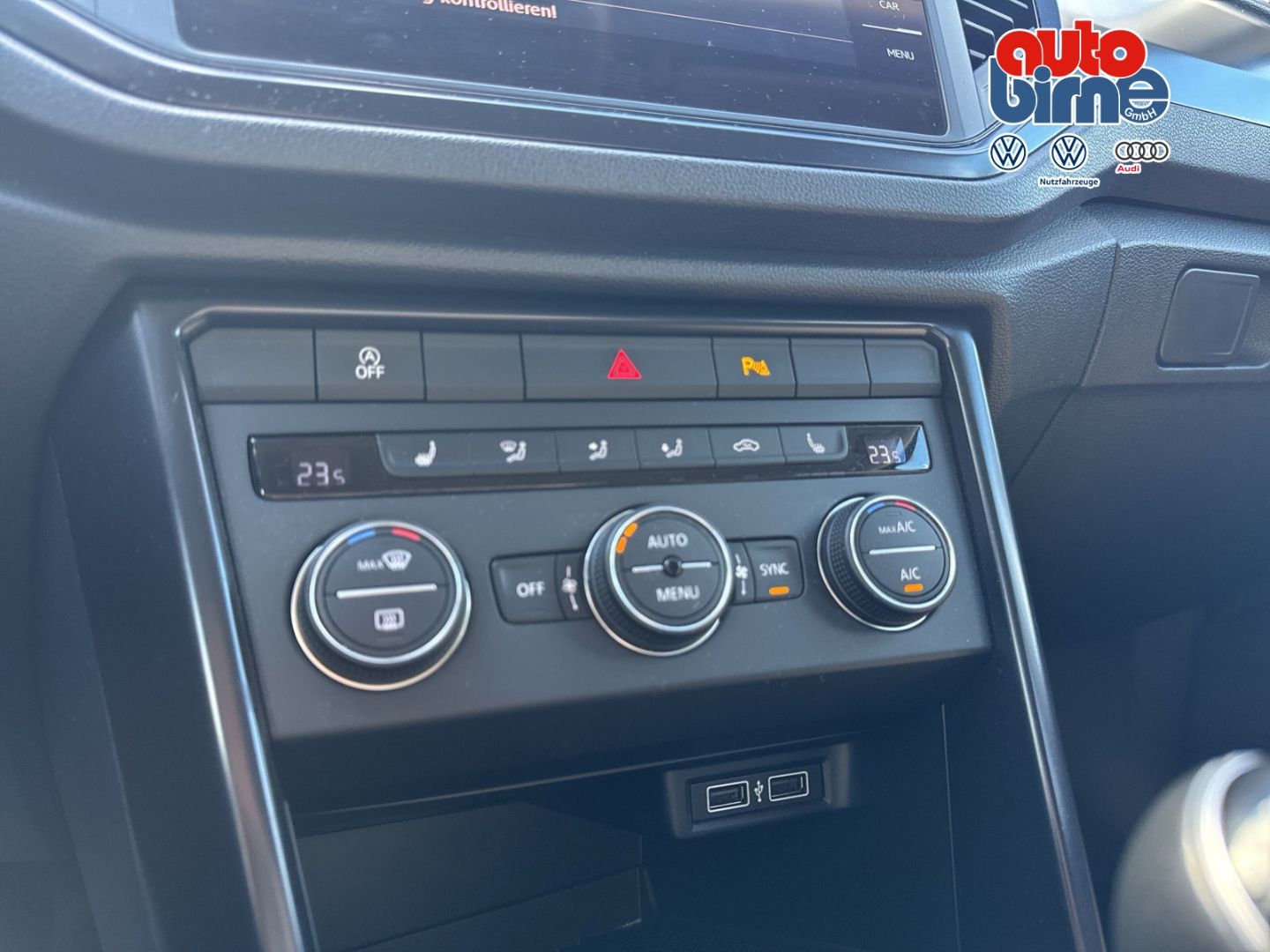 T-Roc 1.6 TDI Navi Apple CarPlay 2-Zonen-Klimaau