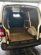 Volkswagen T5 Transporter - gebrauchte VW T5 Transporter aus dem Jahr 2014