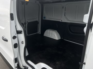 Renault Trafic - 12