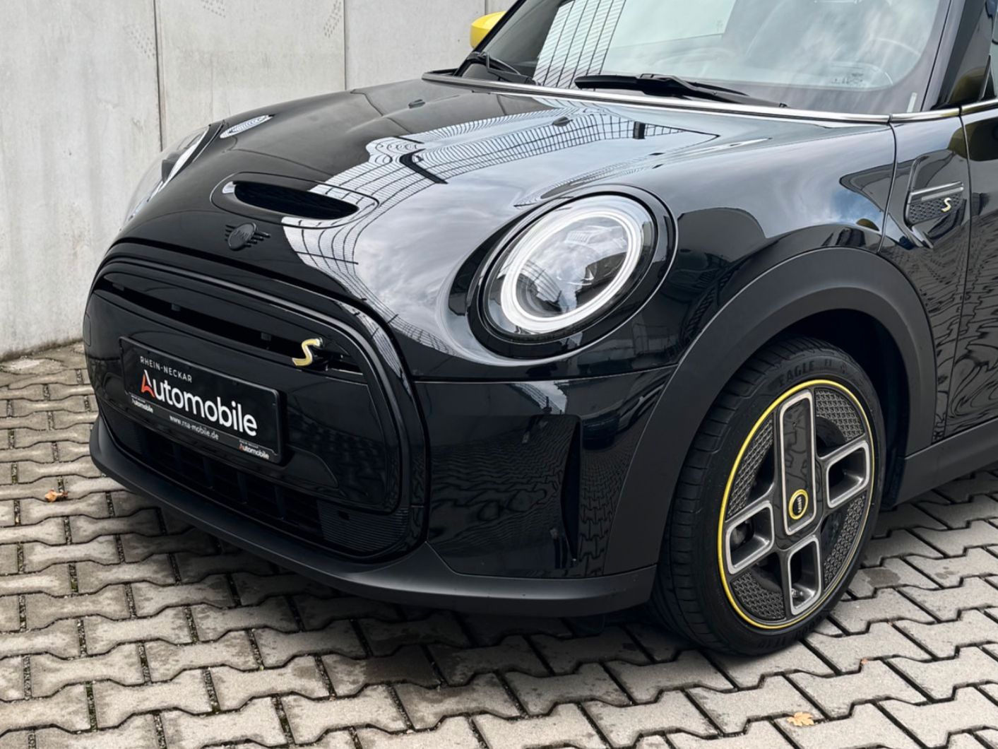 MINI COOPER SE E-Trim/LED/Premium+/Leder/Navi/1Hand imagem 2