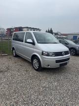 Volkswagen T5 Transporter Bus Multivan Highline - gebrauchte VW T5 Transporter aus dem Jahr 2011