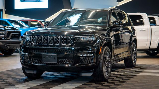 Jeep Grand Cherokee Summit Reserve L MORE COLORS