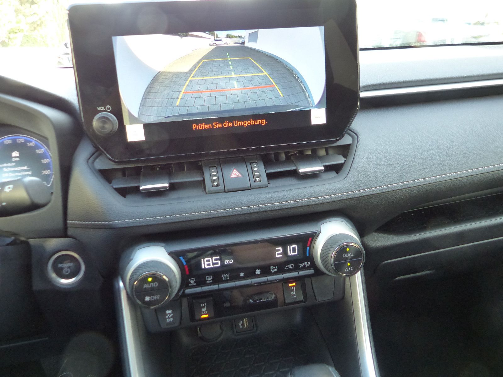 Toyota RAV4 2.5 Hybrid TeamD Kamera CarPlay LED foto 17