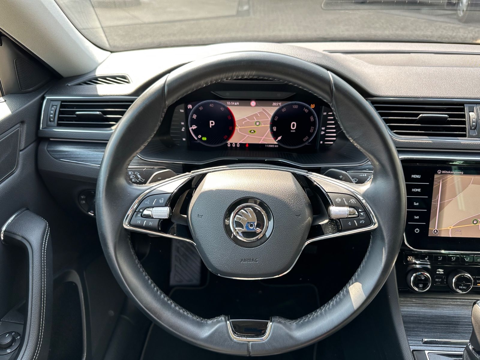 Fahrzeugabbildung SKODA Superb Combi 2.0 TDI Style AHK/Fahrass.Plus/Colu