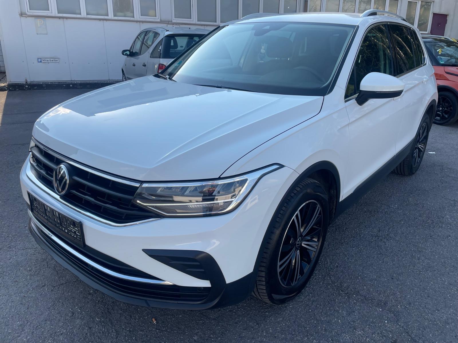 Volkswagen Tiguan Life 4Motion*DSG*NAVI*ALU*ACC