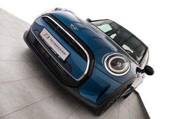 MINI Cooper DKG Classic Trim 5-Türer Apple RFK 1Hand