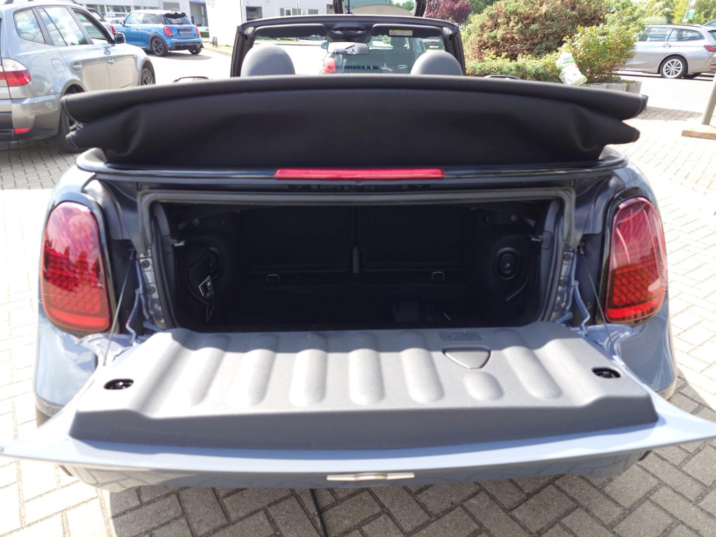 MINI Cooper Cabrio Classic Trim/LED/HUD/RFK