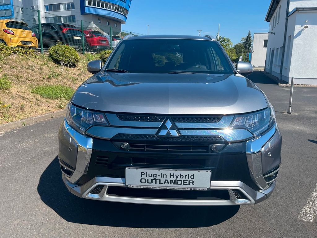 Image of Mitsubishi Outlander