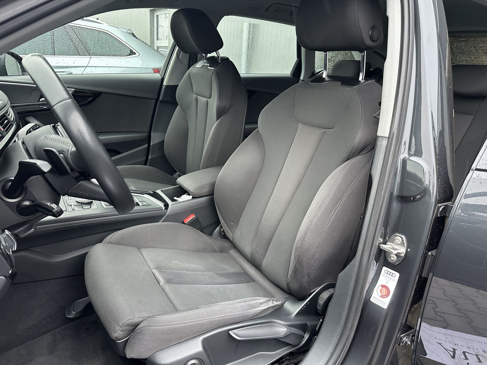 Fahrzeugabbildung Audi A4 Avant 40 TDI S-Line NAV+LED+SHZ+AHK+18ZO+1Hd