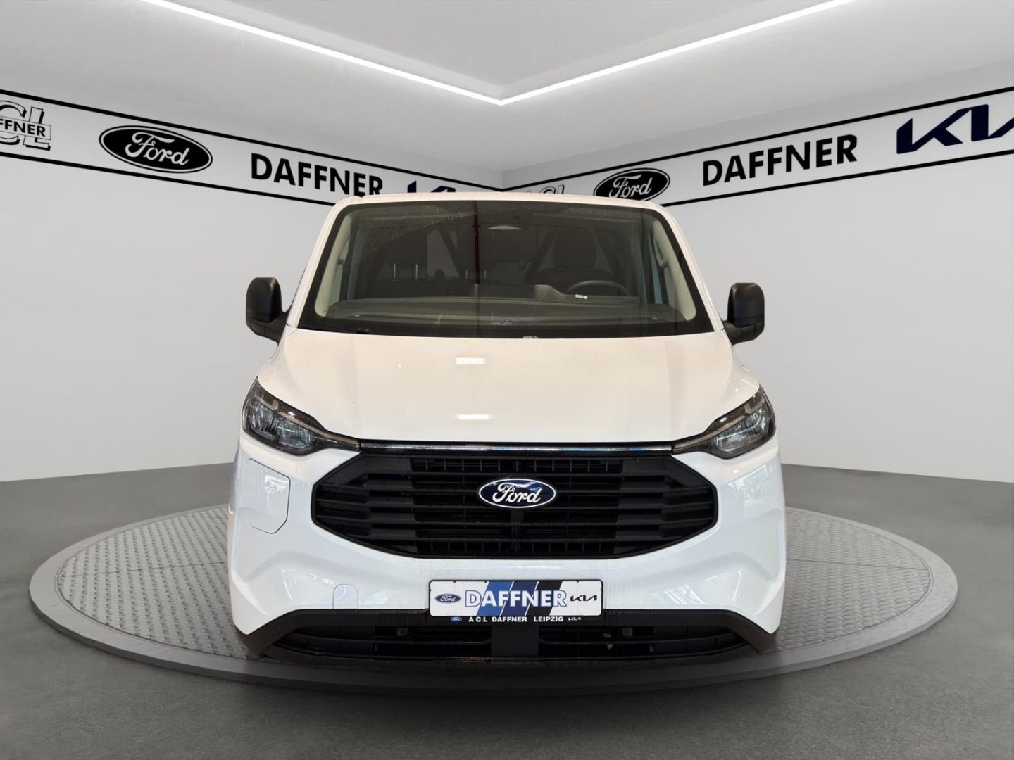 Fahrzeugabbildung Ford Transit Custom Kasten 320 L1 Trend FWD Plug-in H