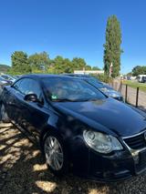 Volkswagen Eos 2.0 FSI Standard - Volkswagen Eos Standard mit Benzin-Antrieb