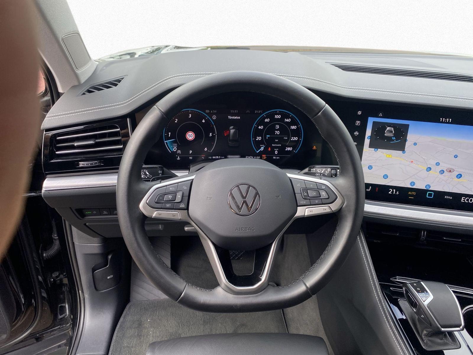 Volkswagen Touareg 3.0 TDI Navi Leder AHK ACC Luftfederung