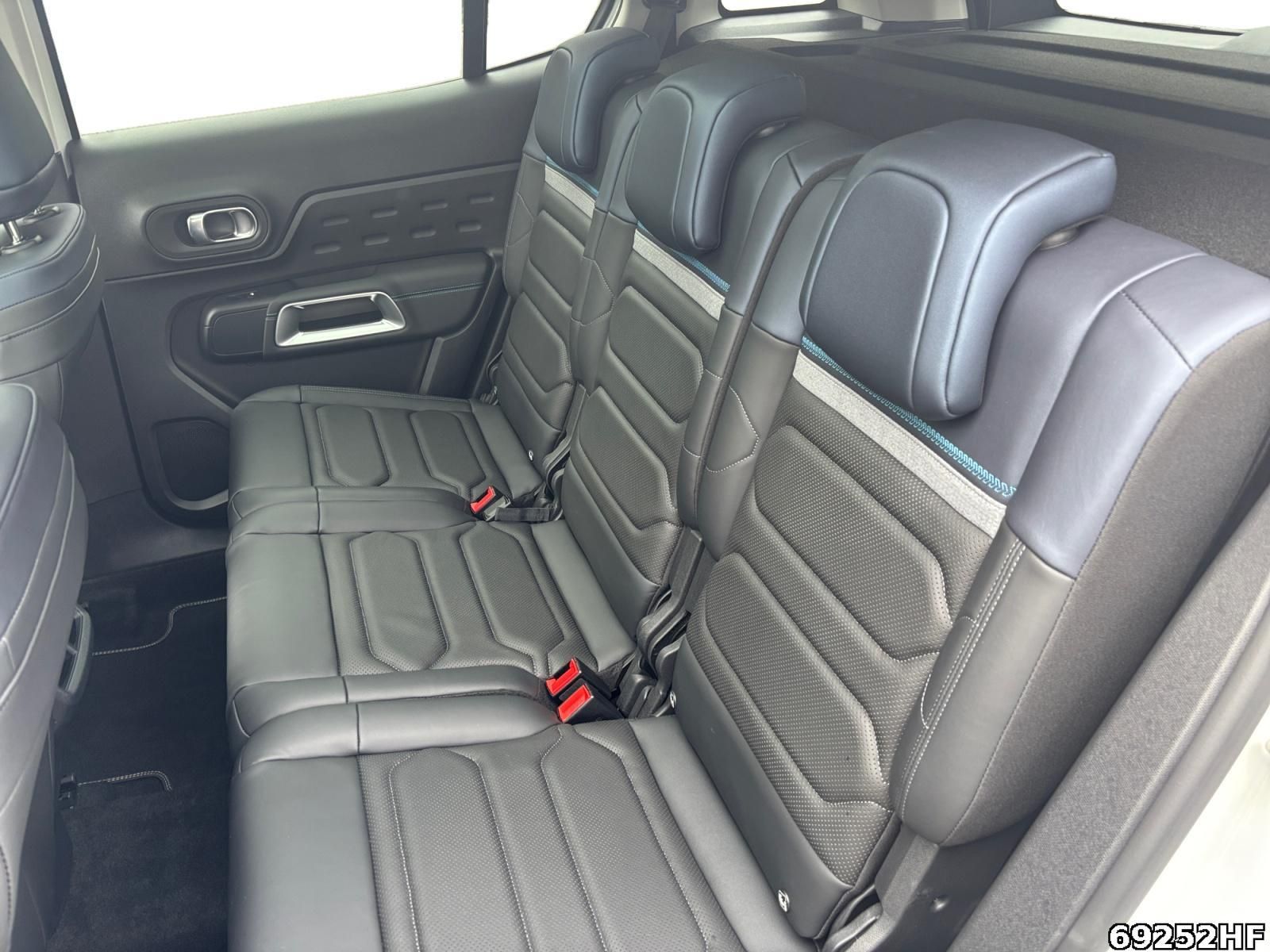 Fahrzeugabbildung Citroën C5 Aircross Hybrid 136 ë-DSC6 Max*LED*PDC*NAVI*
