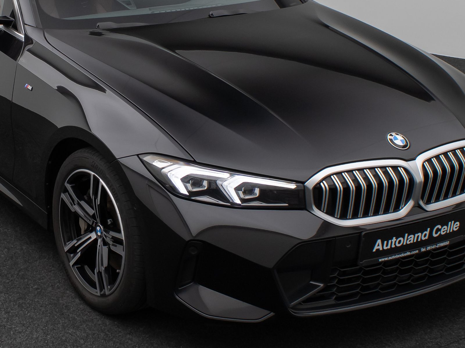 Fahrzeugabbildung BMW 330i M Sport Panorama Kamera DAB H/K DrivAssist