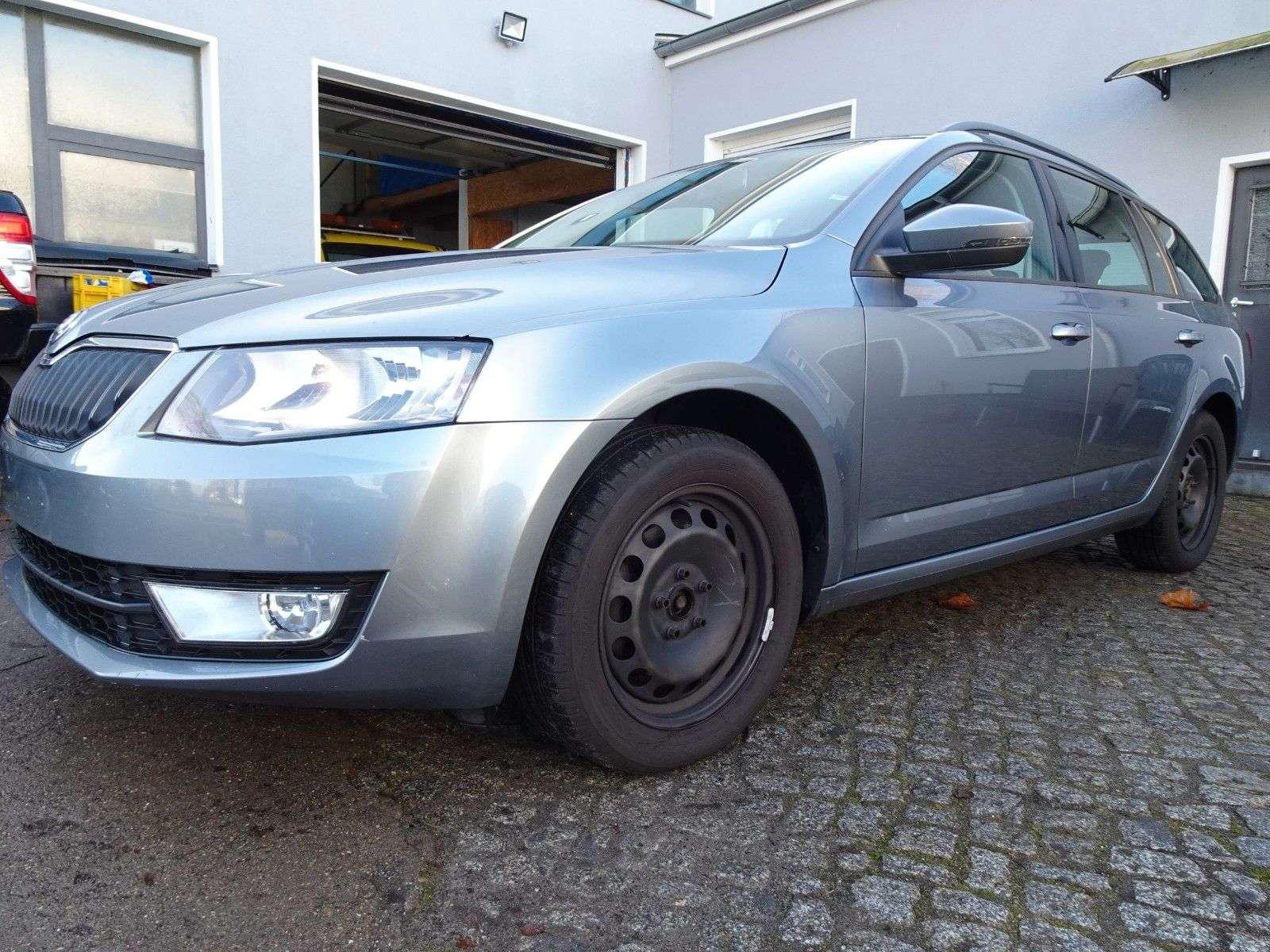 Skoda Octavia Combi Ambition 1.2 77kW-KLIMA-TEMPOM-PDC