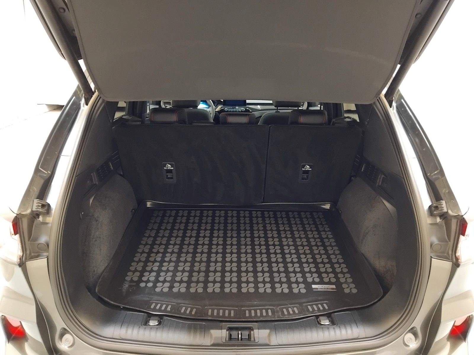 Ford Kuga (07/2021, Benzin)