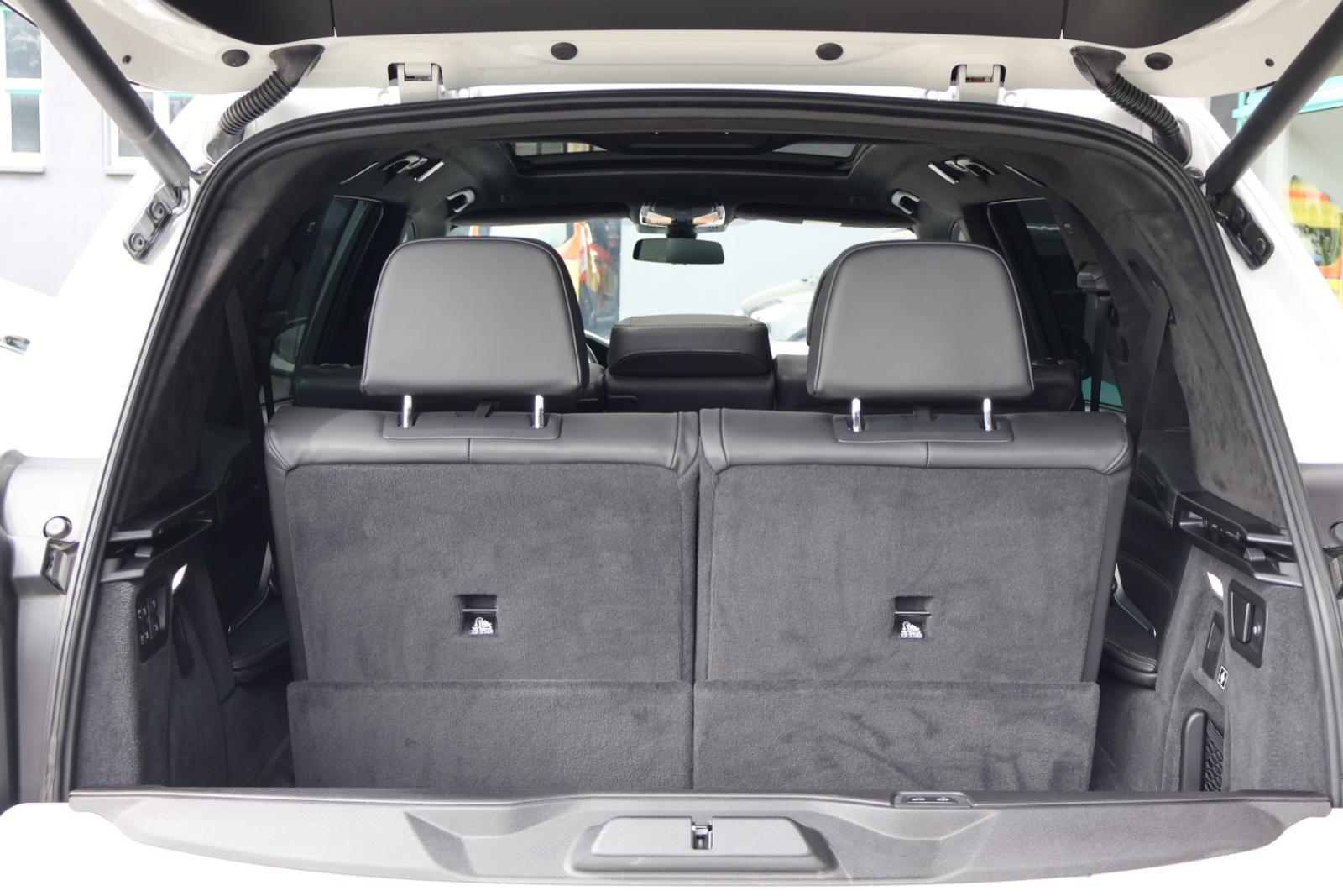 BMW X7 M50 d 7-Sitzer/Laser/Navi/SoftClose/STHZ/AHK