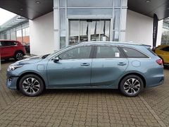 KIA Ceed Sportswagon 1.6 Plug-in Hybrid Spirit DCT KIA Ceed Sportswagon 1.6 Plug-in Hybrid Spirit DCT