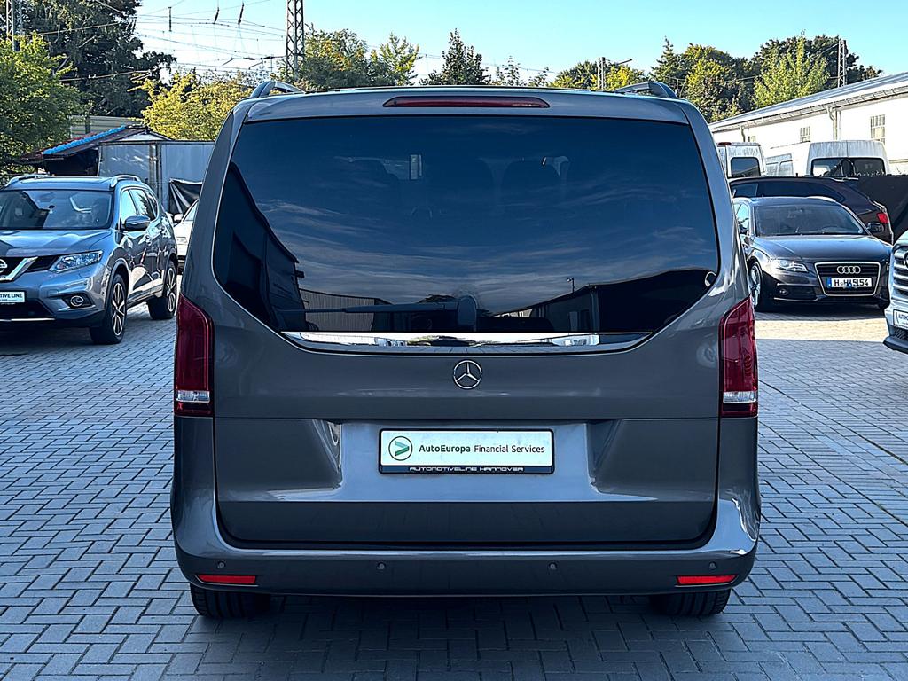 Mercedes-Benz V 250