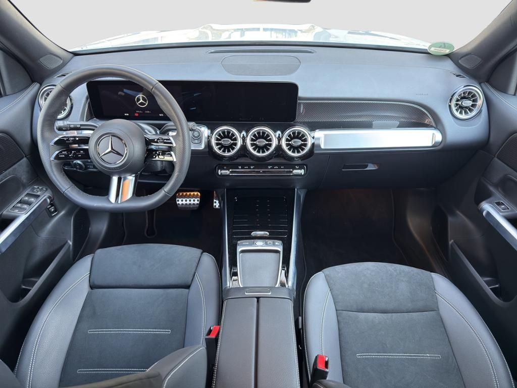 Fahrzeugabbildung Mercedes-Benz GLB 200 d AMG*Night*Multibeam*Sitzh*AHK*PDC*360°