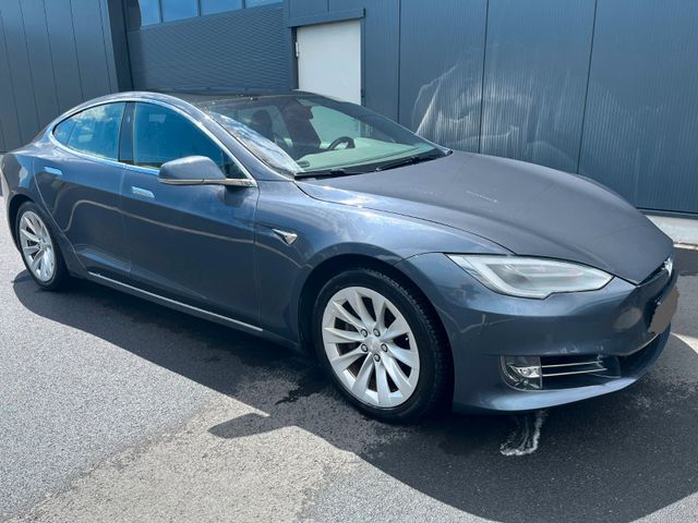 TESLA Model S Maximale Reichweite Long Range neue Akku