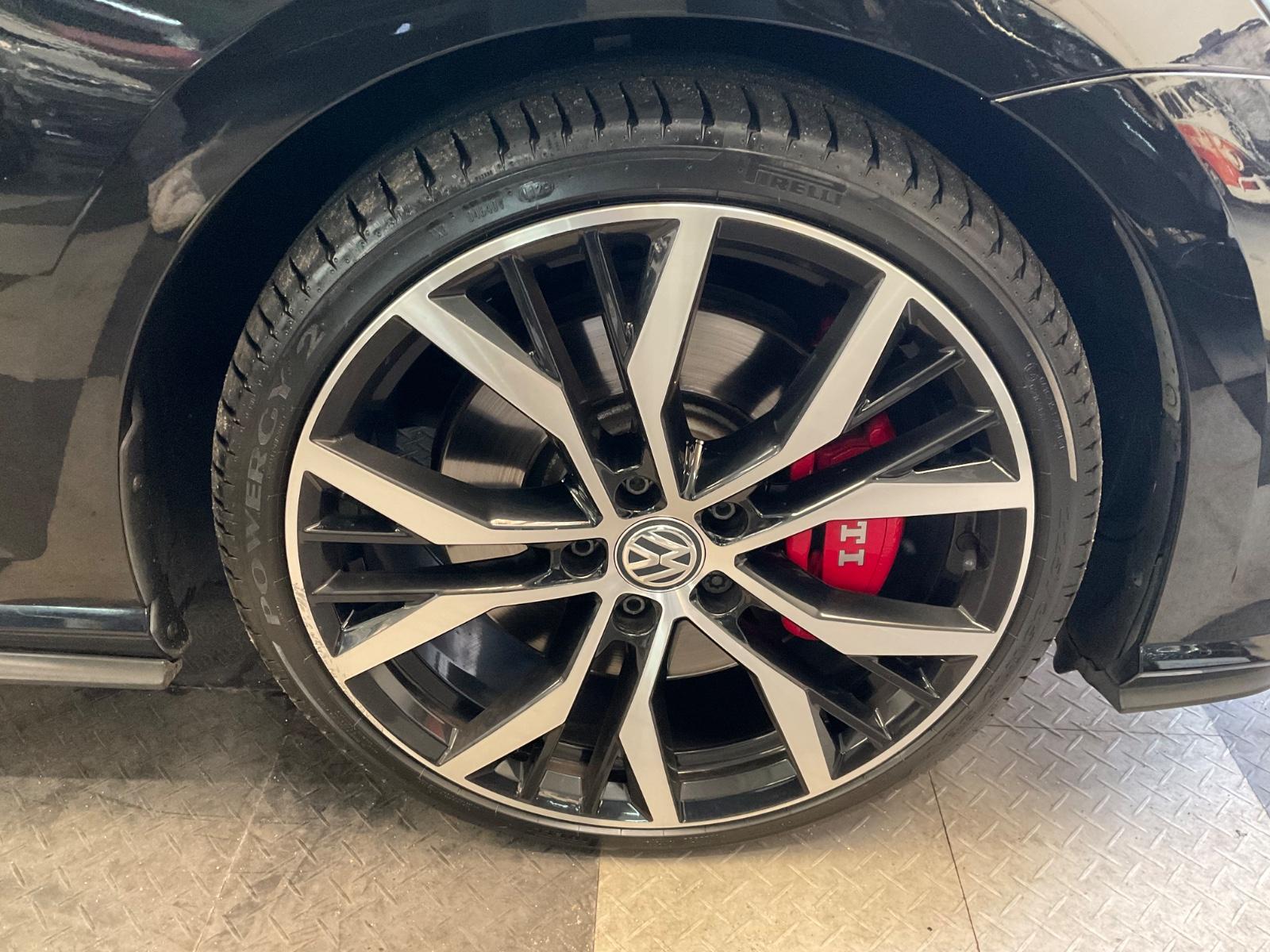 Volkswagen Golf VII GTI Performance, Diff.,Led,Navi,DYNAUD