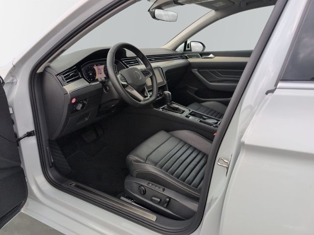 Passat Variant 2.0 TDI DSG ELEGANCE AHK+HEAD-UP+