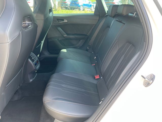 Leon Sportstourer VZ e-Hybrid *Navi/AHK/SHZ*