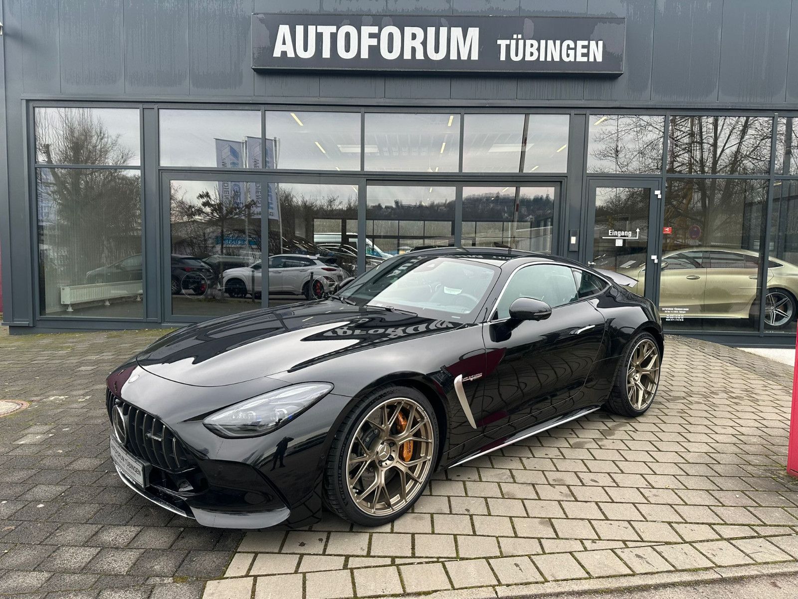 Fahrzeugabbildung Mercedes-Benz AMG GT 63 4MATIC+ *KERAMIK*PREMIUM*MANUFAKTUR*