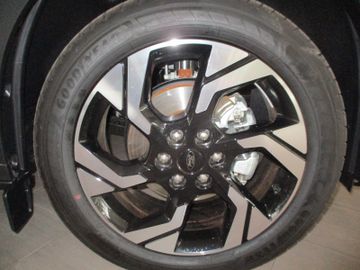 Ford Tourneo Custom 125kW L1 Active Auto. 5J Garantie