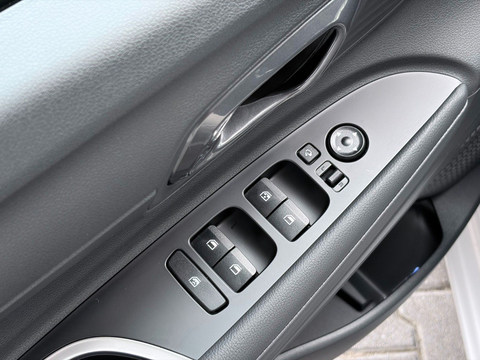 Fahrzeugabbildung Hyundai i20 1.0 T-GDI Trend KlimaA,LED,Navi,SHZ,4xSHZ