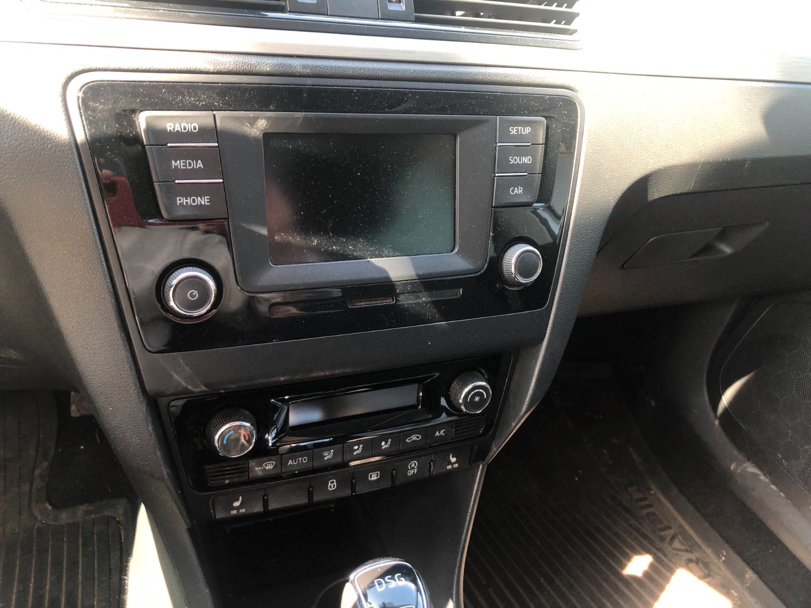 Fahrzeugabbildung SKODA Rapid Spaceback Edition Unfall Front
