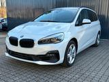 BMW 216i Gran Tourer Sport Line /8fachBer/AHK/Kamera - BMW 216 Gran Tourer mit Benzin-Antrieb