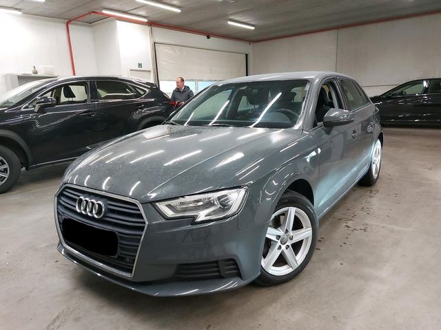 Audi A3 Sportback 30 TDI S-TRONIC * NAVIGATION * ALU