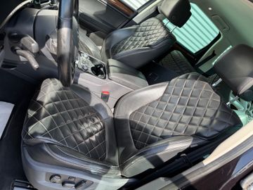 Volkswagen Touareg - 12