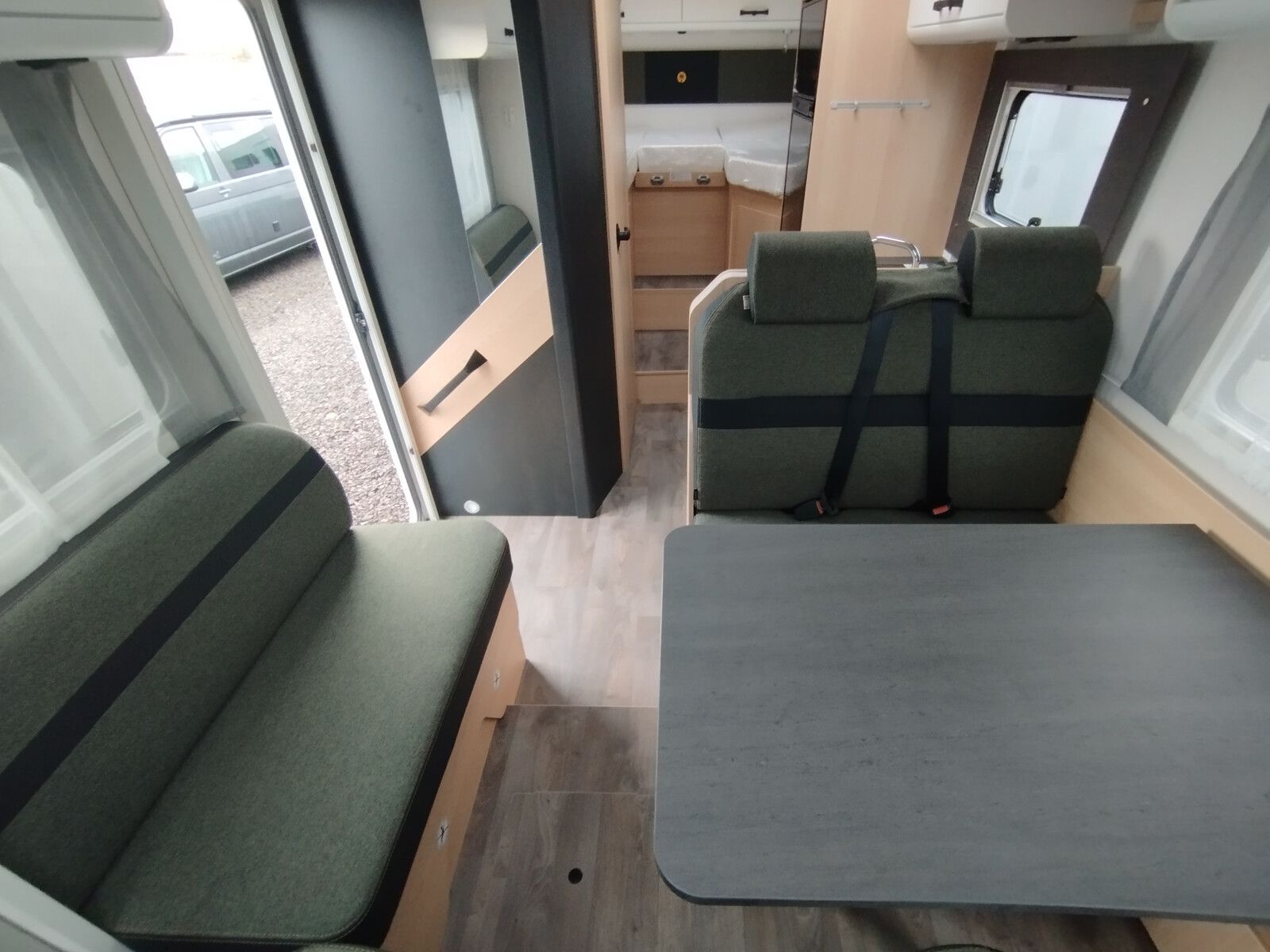 Fahrzeugabbildung Sunlight Adventure T 67 Hubbett,Automatik