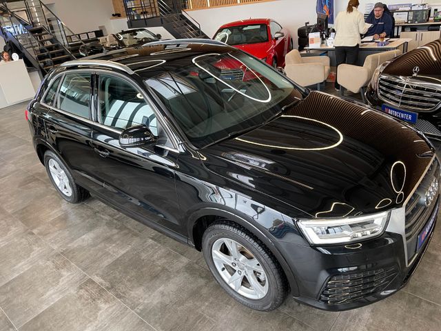 Audi Q3 sport quattro *2. Hand*Klima*Navi*LED*AHK*SHZ