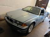 BMW e36 325i Coupe 1. Hand // Hobbyaufgabe - BMW 325 aus 1992: 325i