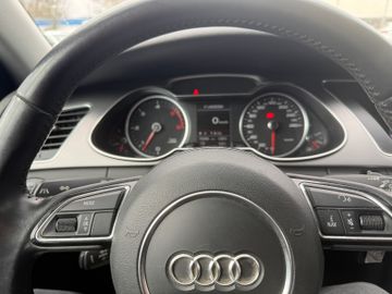 Audi A4 Avant AmbitionSport+Navi+SHZ+Tempo