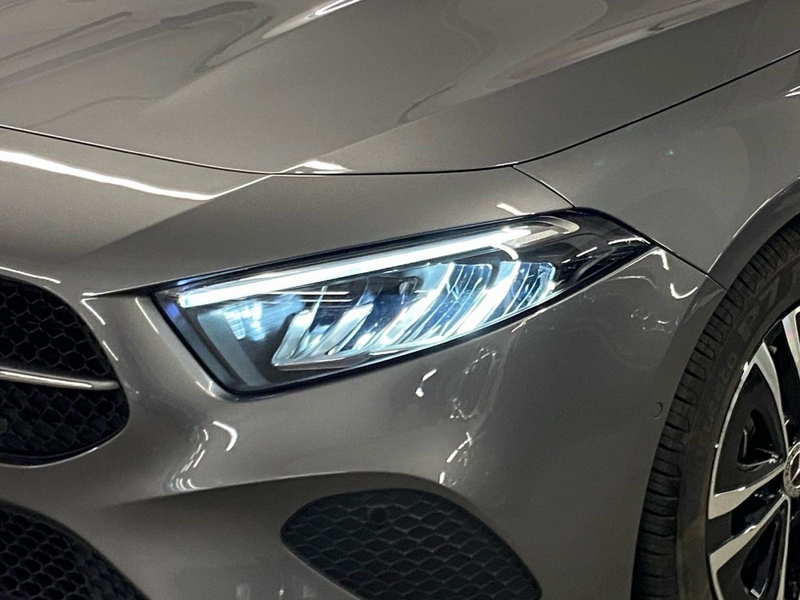 Fahrzeugabbildung Mercedes-Benz A 180 Progressive*Totwinkel*360*LED*CarPlay*MBUX