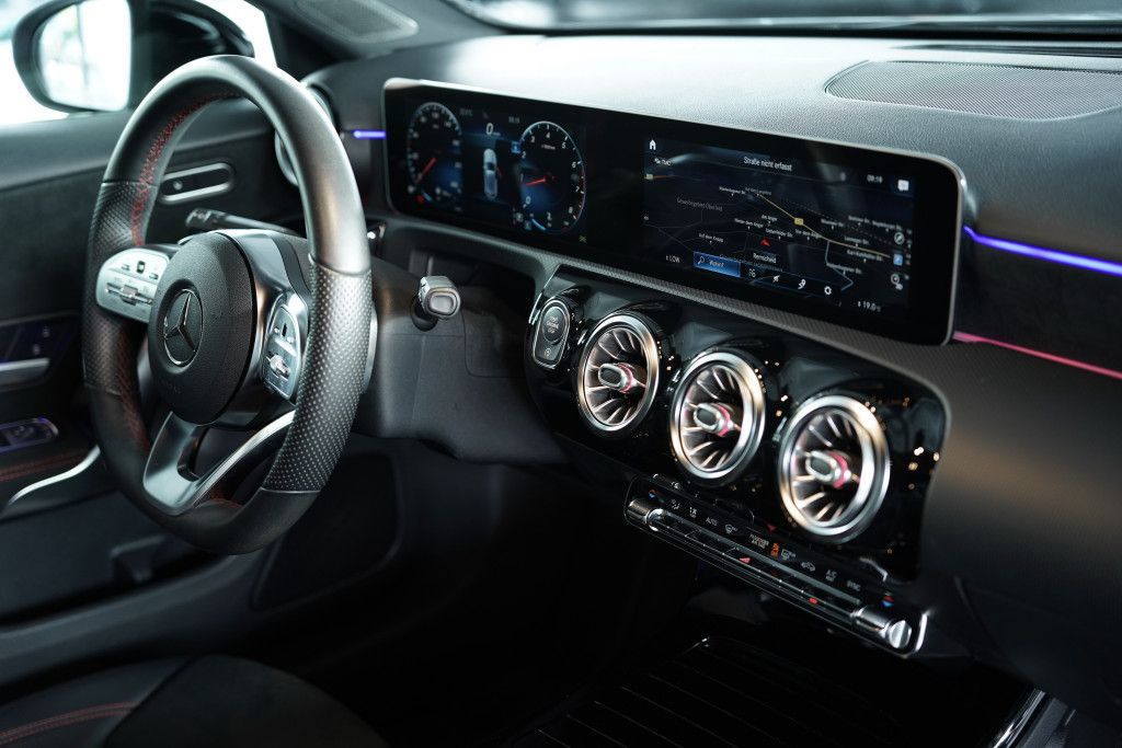 Mercedes Benz A 220